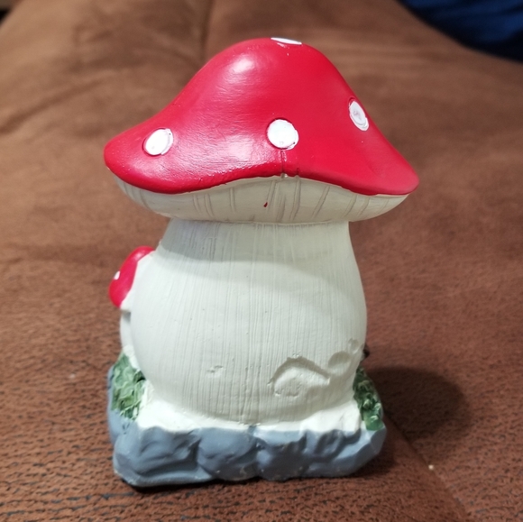 🔴Fairy Garden Mushroom House - Picture 2 of 3
